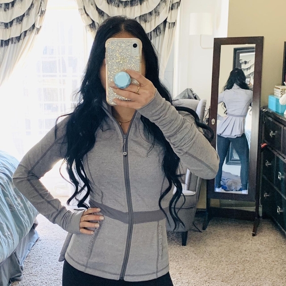 Rare Lululemon Peplum Riging Jacket Size 8 - Picture 2 of 9